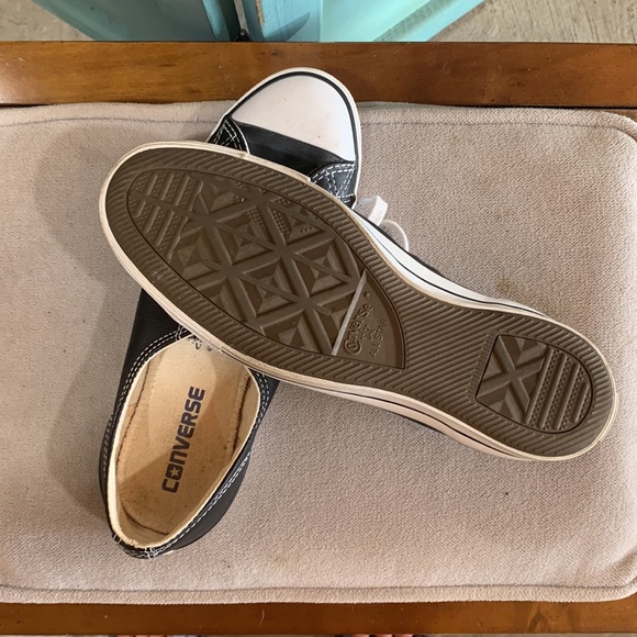 Leather Converse size 7 - Picture 2 of 3